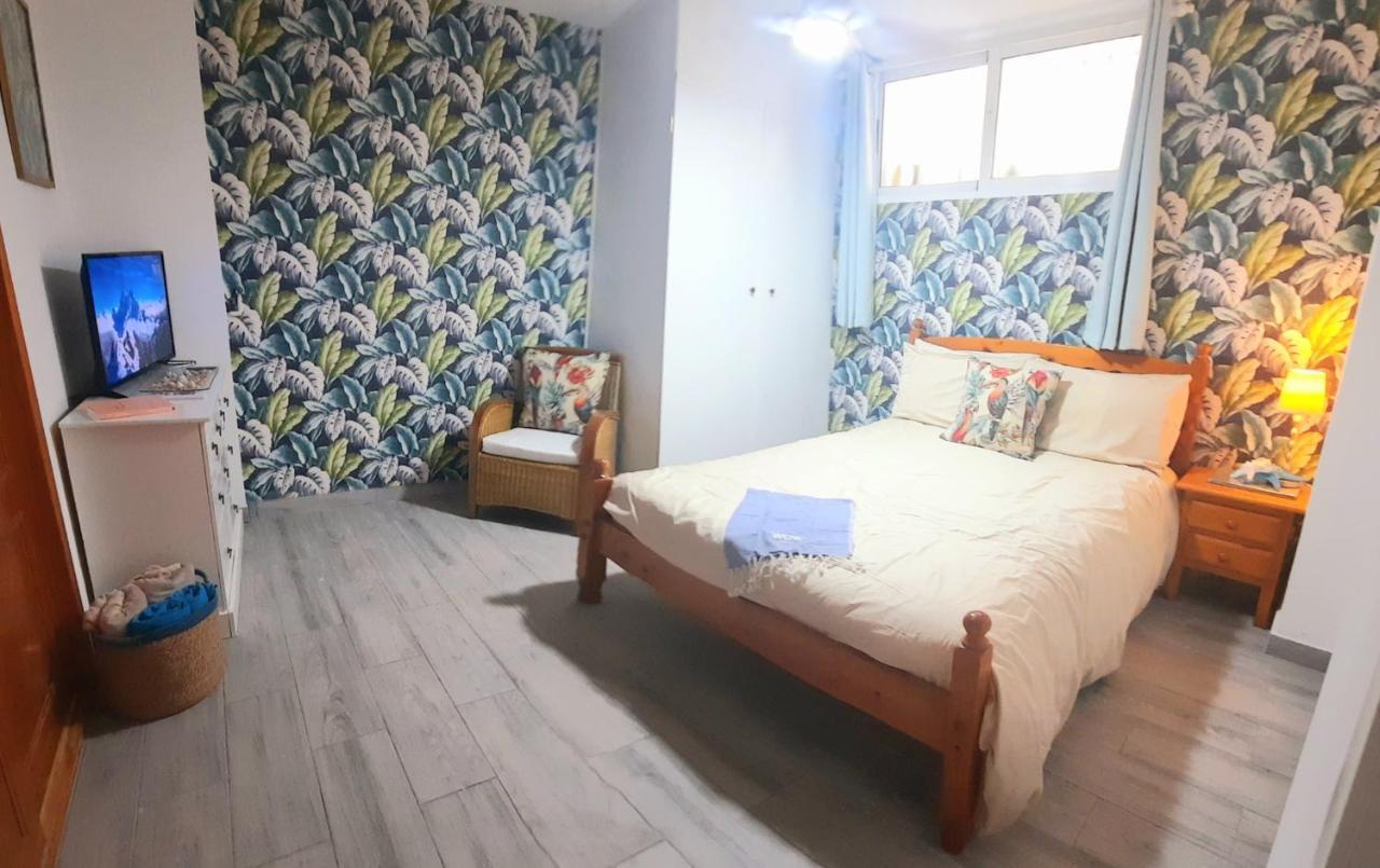 Fabulous Detached Large Villa 5 Bedrooms 3 Bathrooms Backing Onto Villamartin Golf Course Dış mekan fotoğraf