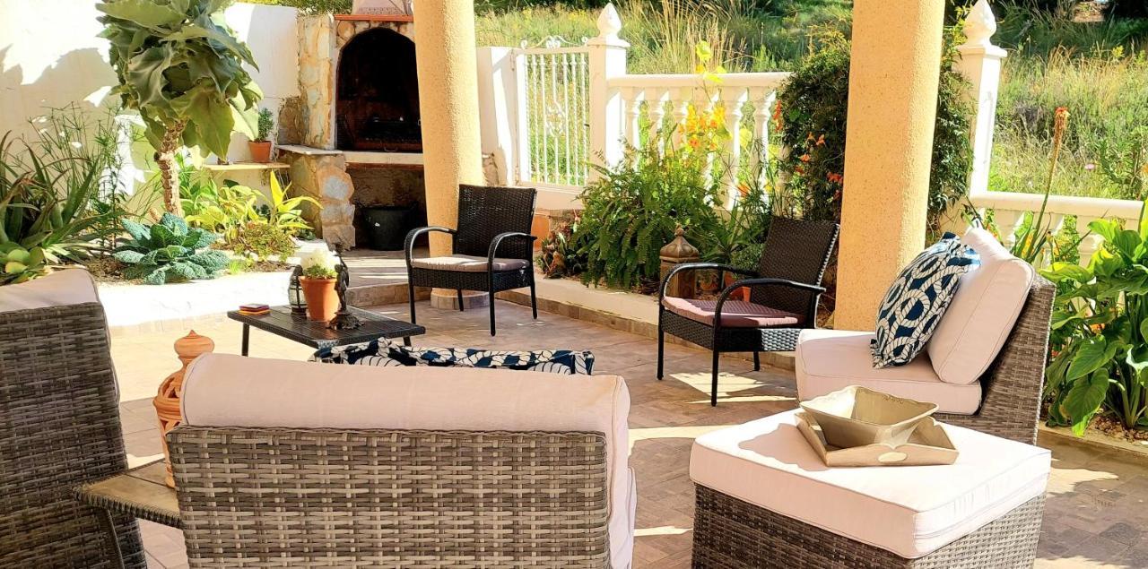 Fabulous Detached Large Villa 5 Bedrooms 3 Bathrooms Backing Onto Villamartin Golf Course Dış mekan fotoğraf
