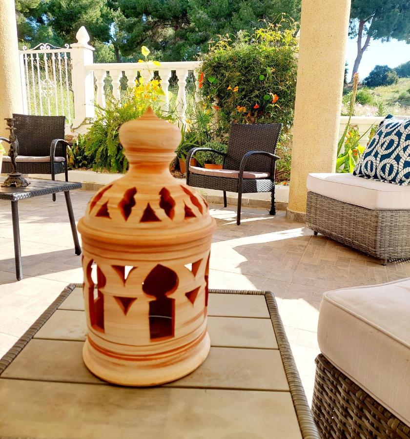 Fabulous Detached Large Villa 5 Bedrooms 3 Bathrooms Backing Onto Villamartin Golf Course Dış mekan fotoğraf